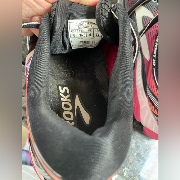Good condition- Brooks ghost 10- Sz women’s 6 - Picture 4 of 7